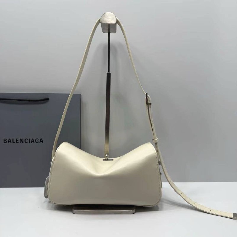 Сумка Balenciaga 3