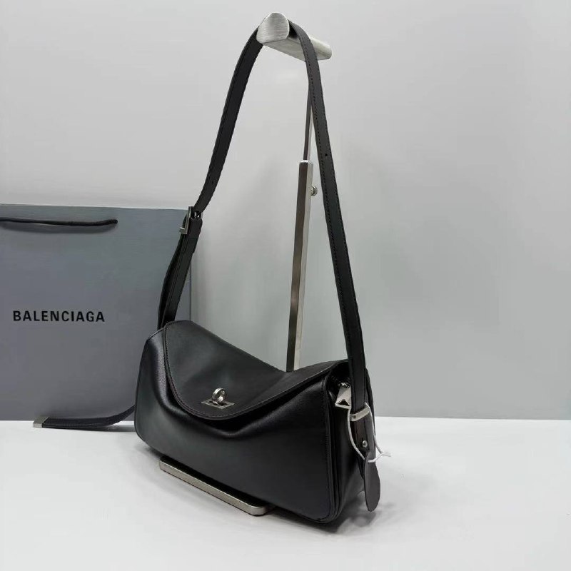 Сумка Balenciaga 4