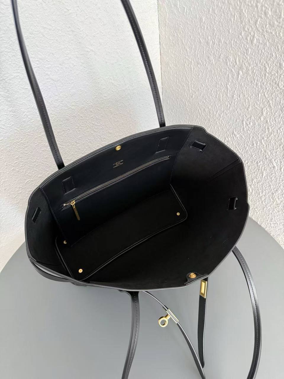 Сумка Balenciaga 8