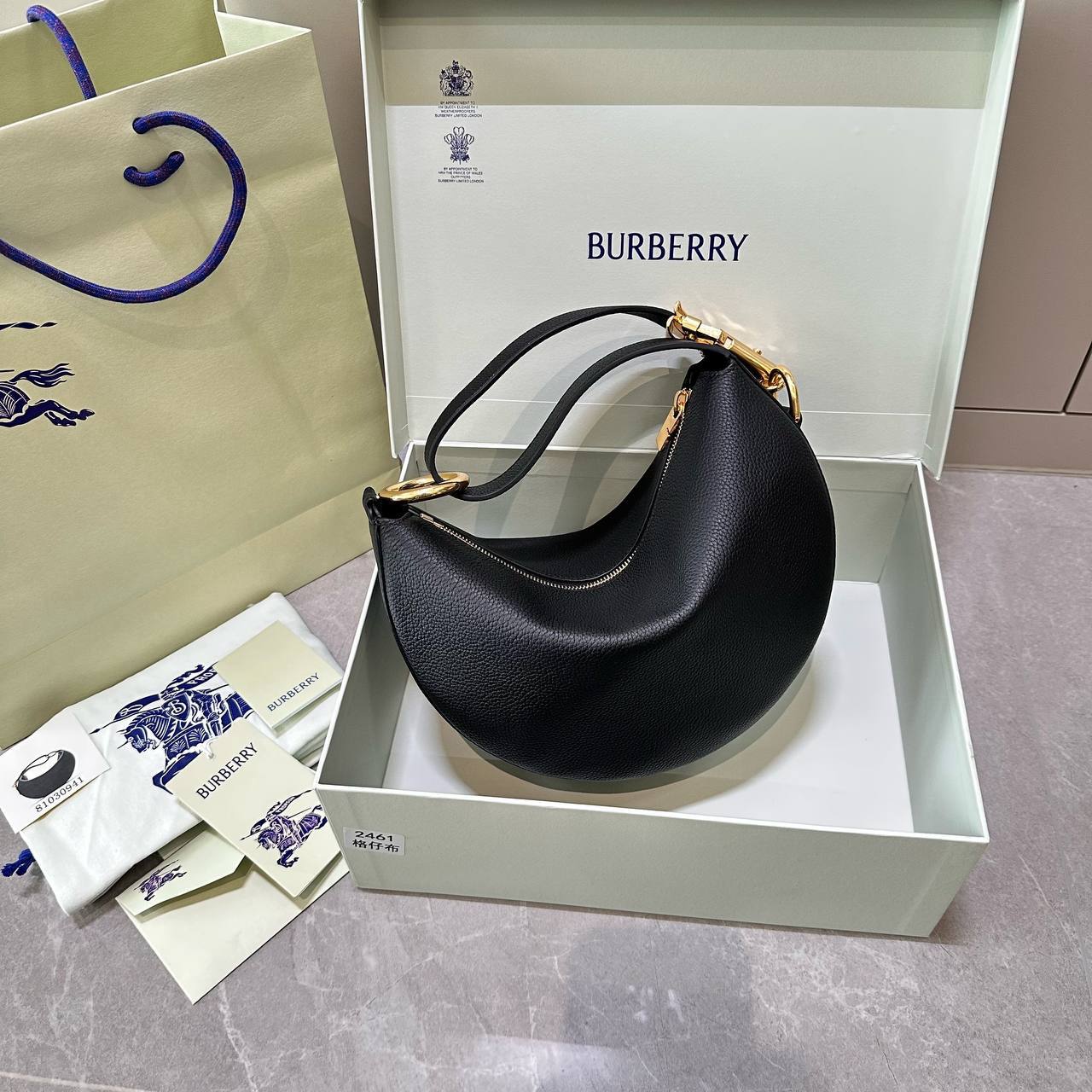 Сумка Burberry 3