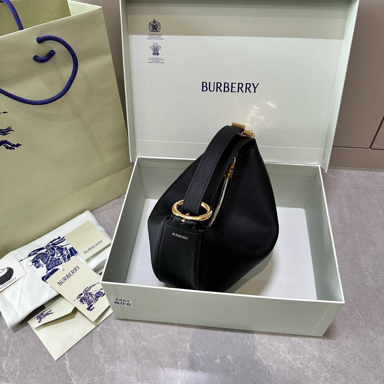 Сумка Burberry 4