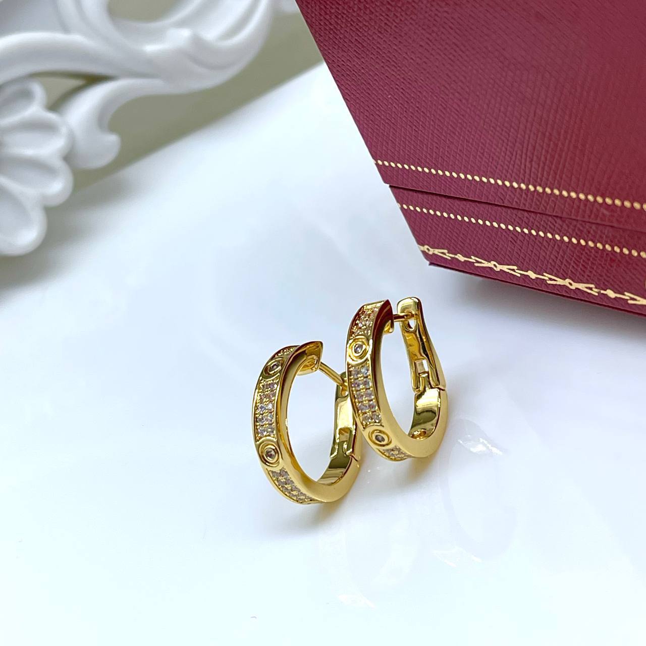 Серьги Cartier Love