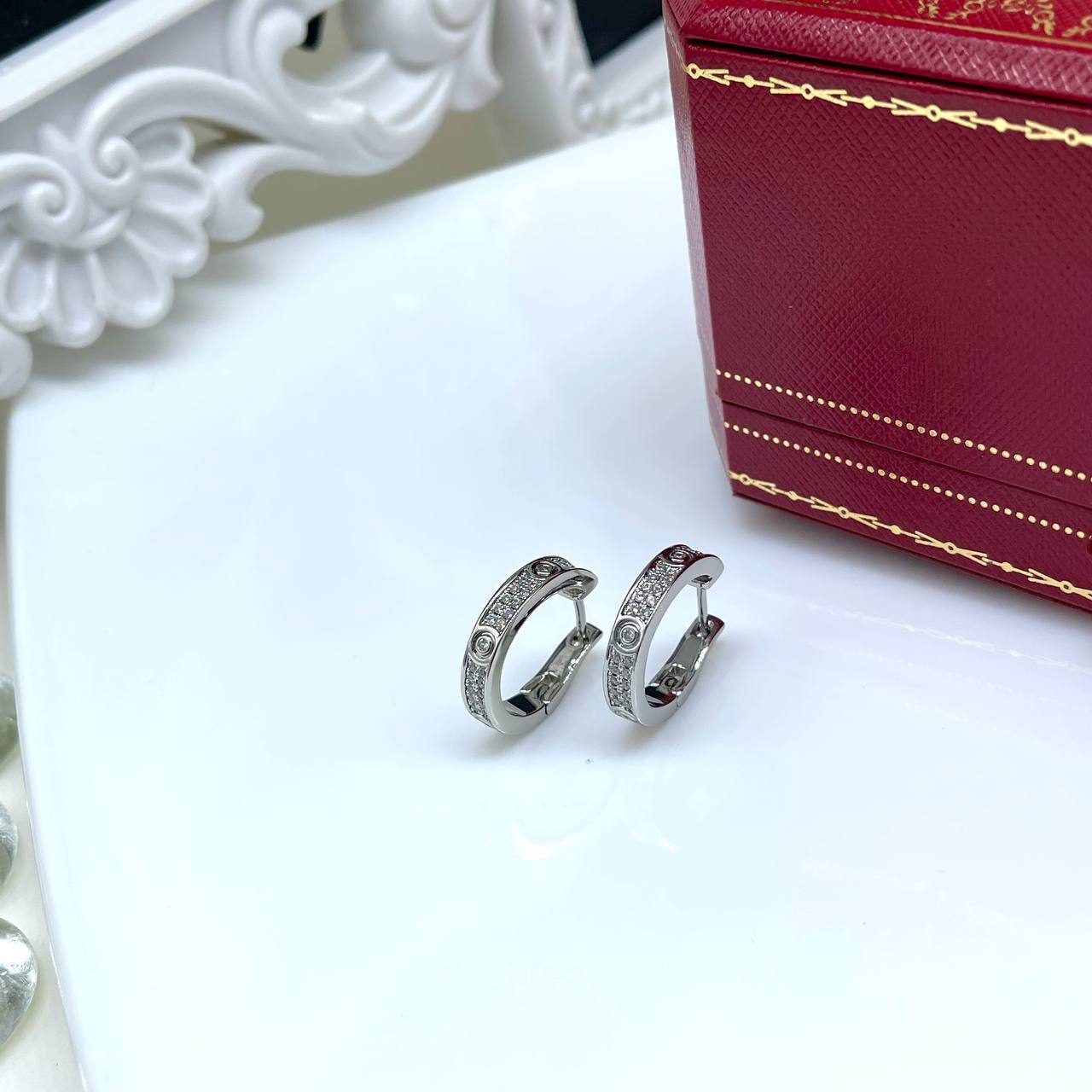 Серьги Cartier Love