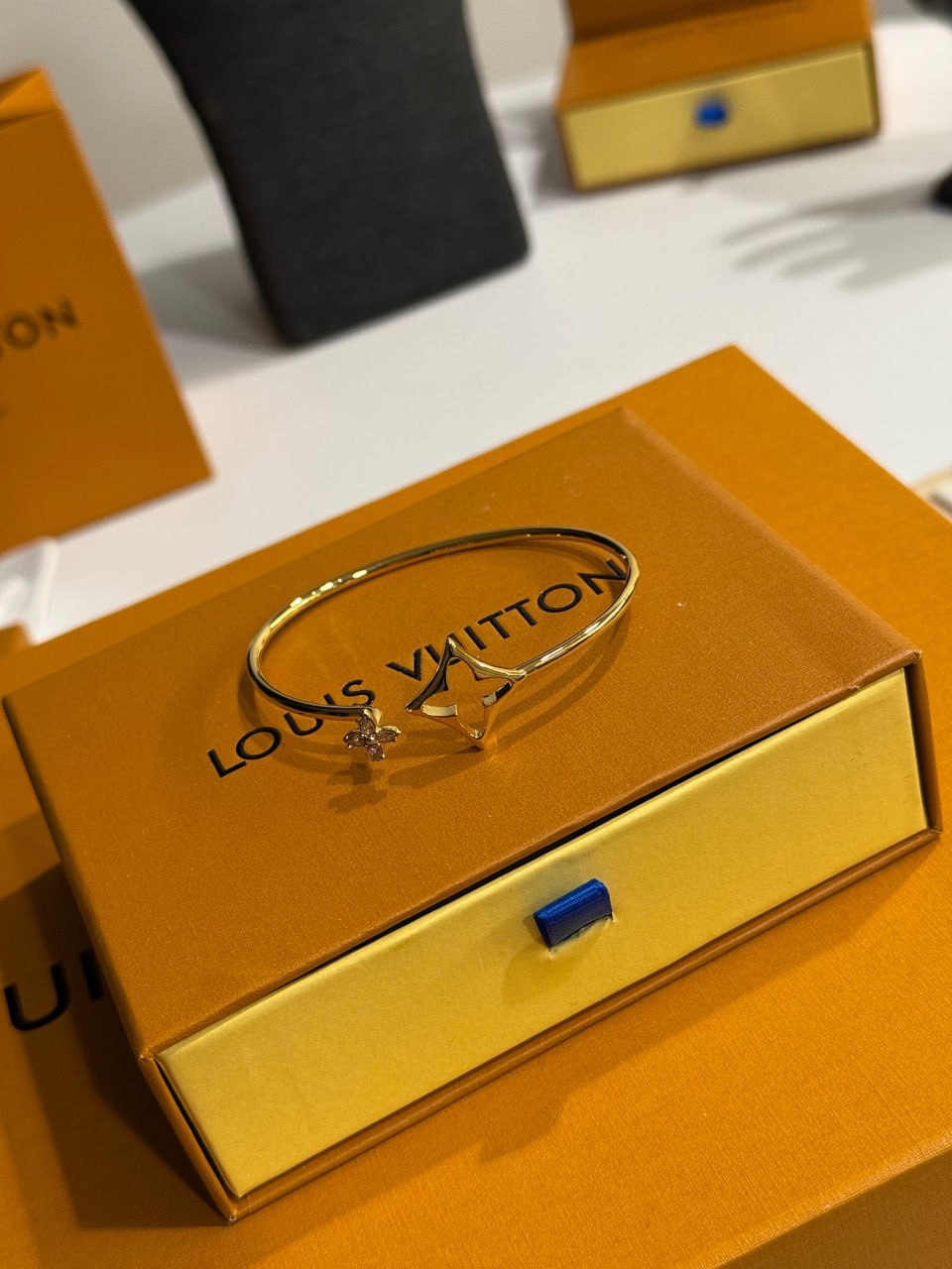 Браслет Louis Vuitton 3