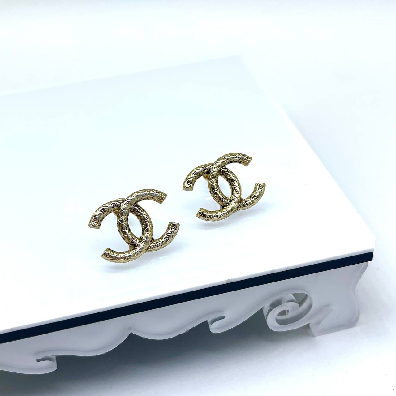 Серьги Chanel