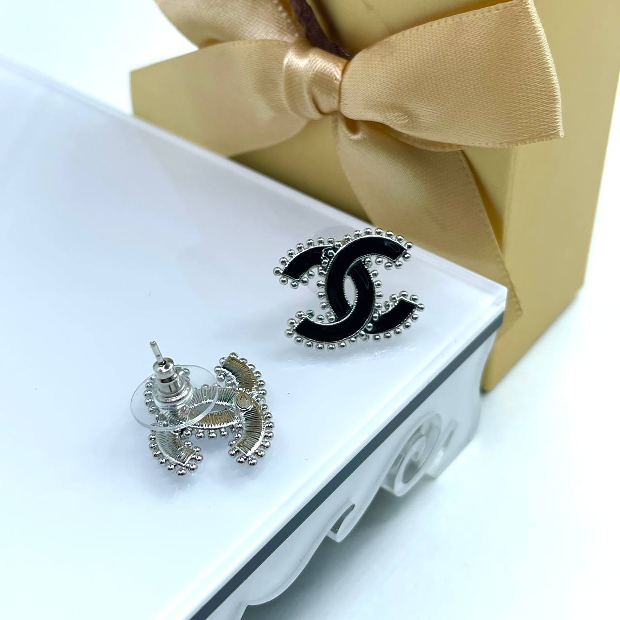 Серьги Chanel 3