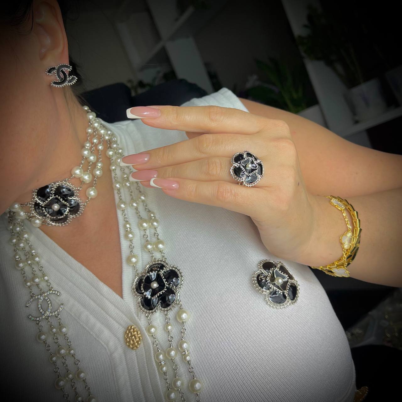 Серьги Chanel 4