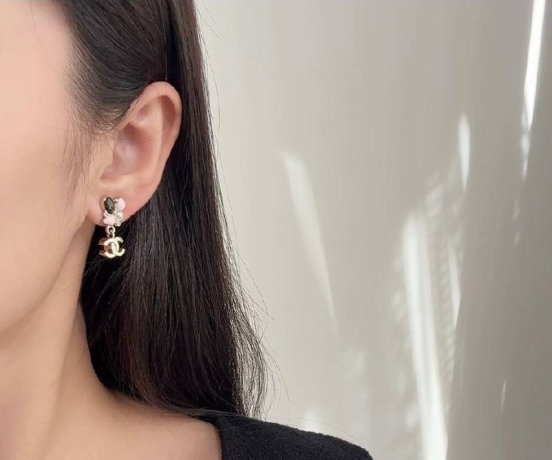 Серьги Chanel 5