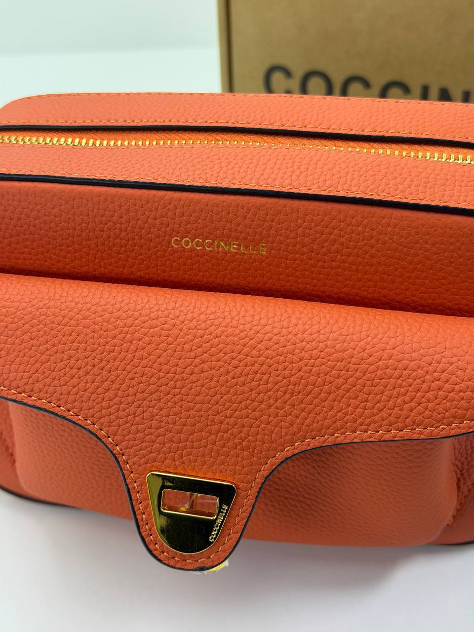 Сумка Coccinelle 3