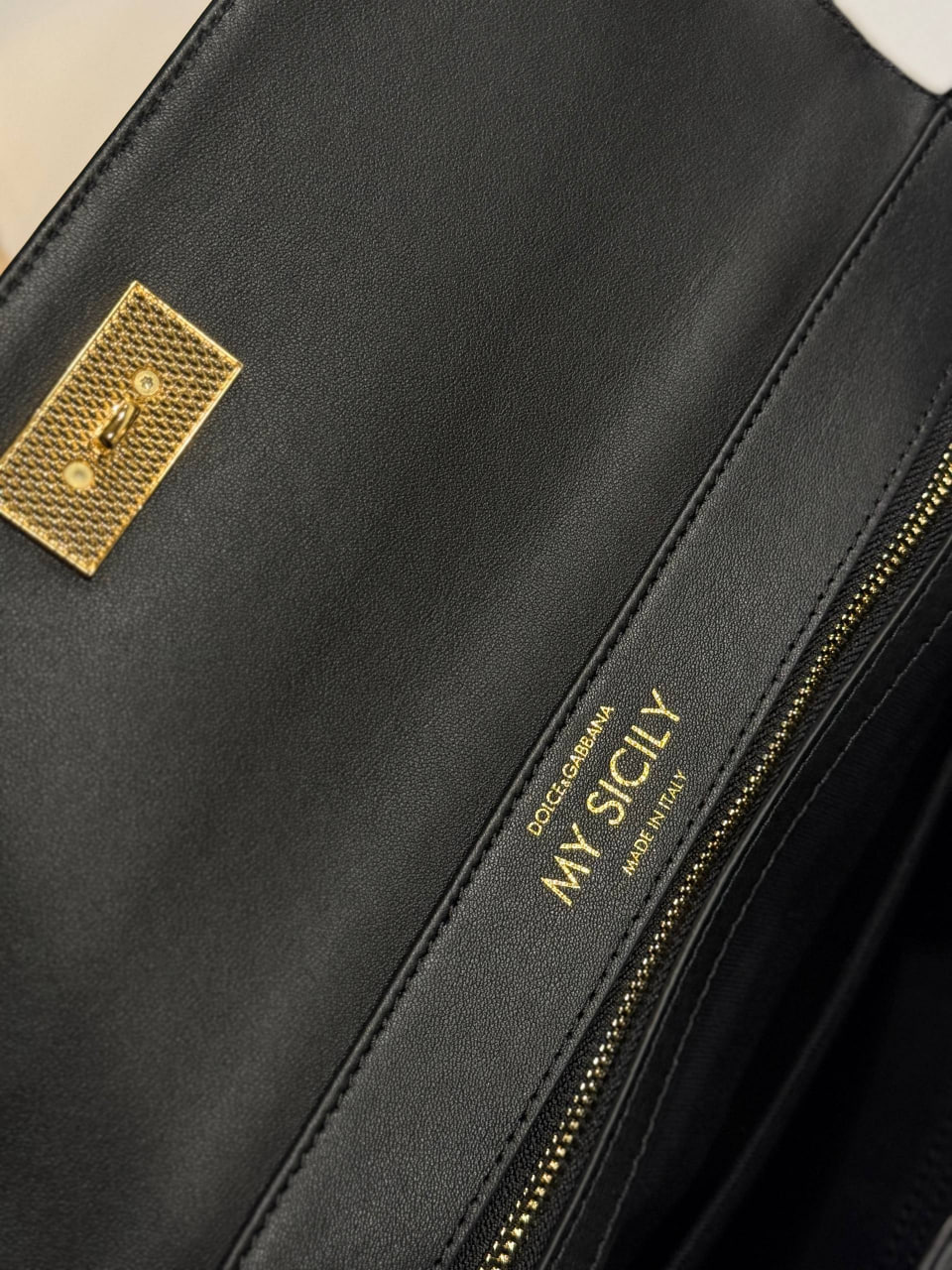 Сумка Dolce & Gabbana 8