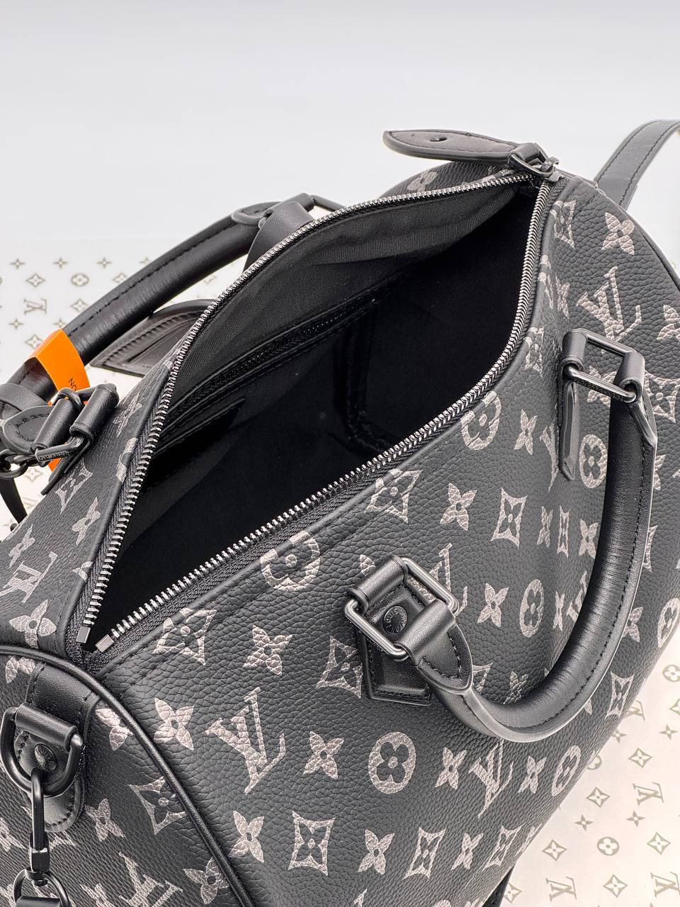 Сумка Louis Vuitton 9