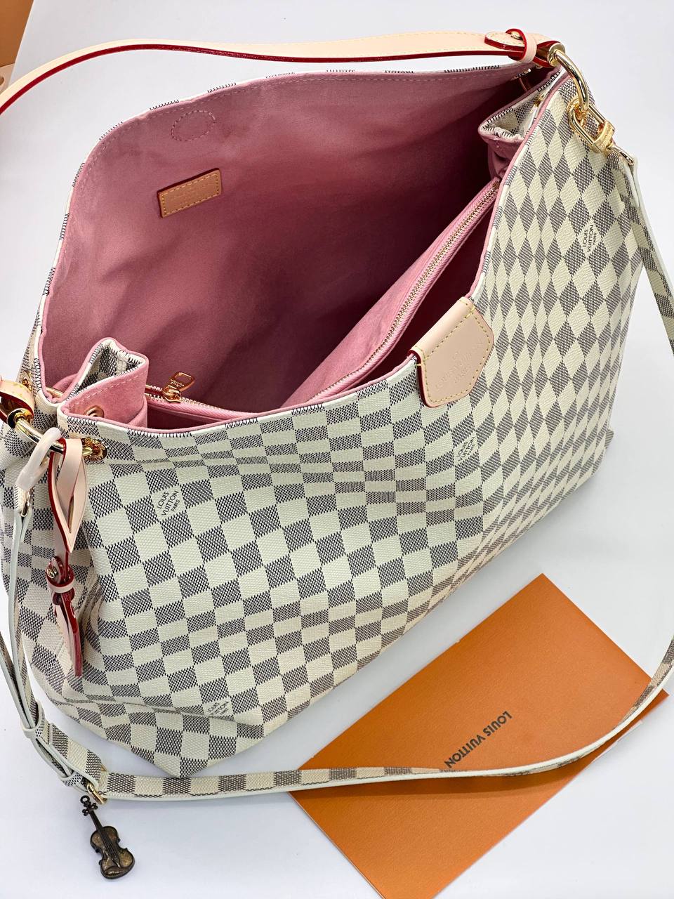 Сумка Louis Vuitton 9