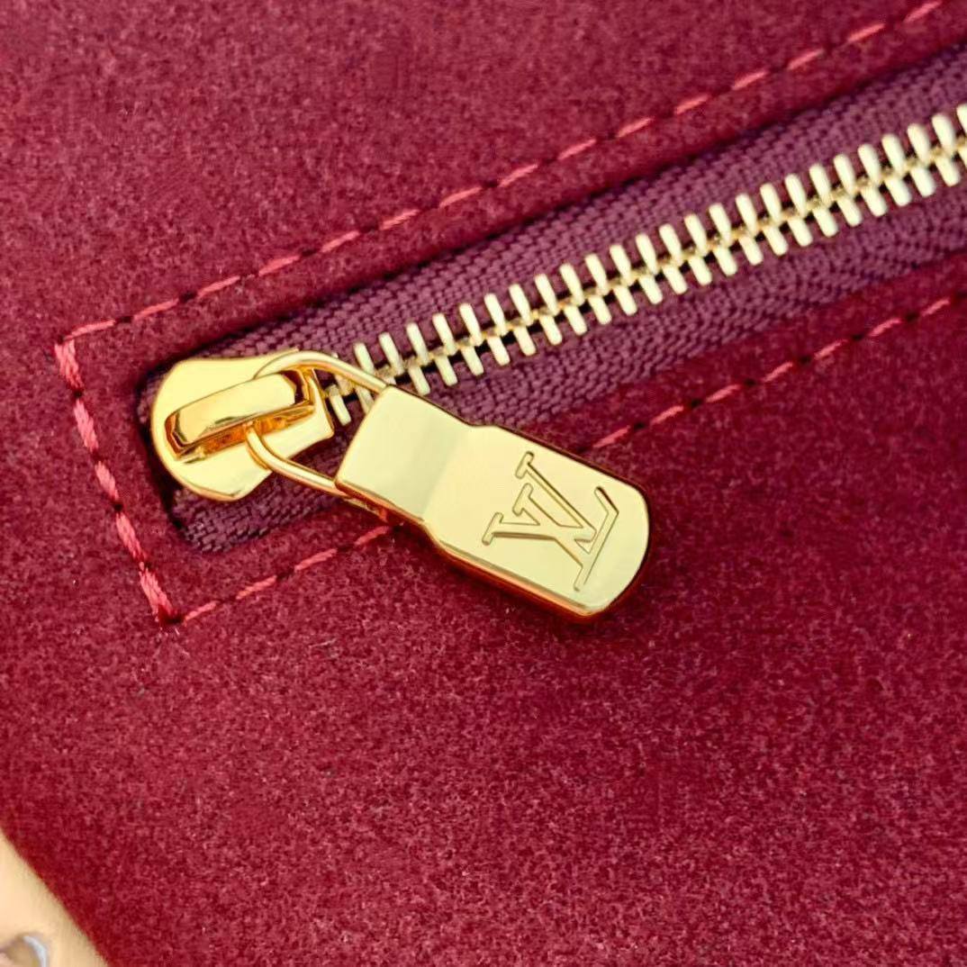 Сумка Louis Vuitton 8