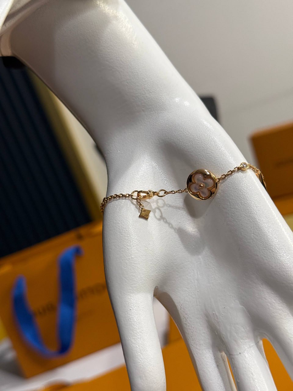 Браслет Louis Vuitton 7