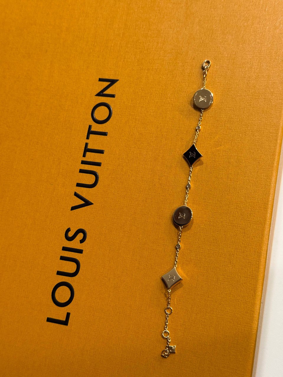 Браслет Louis Vuitton 4