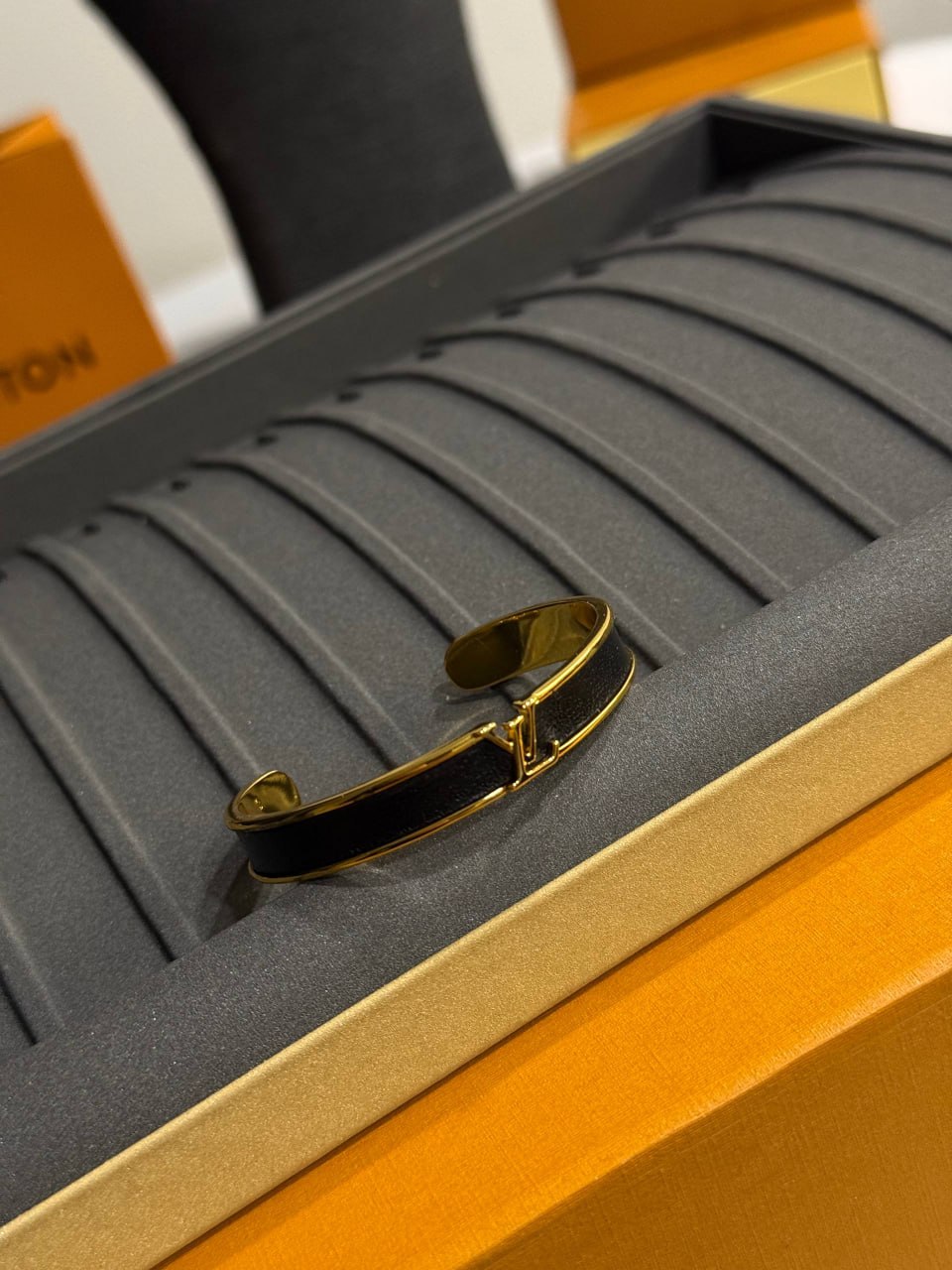 Браслет Louis Vuitton 4