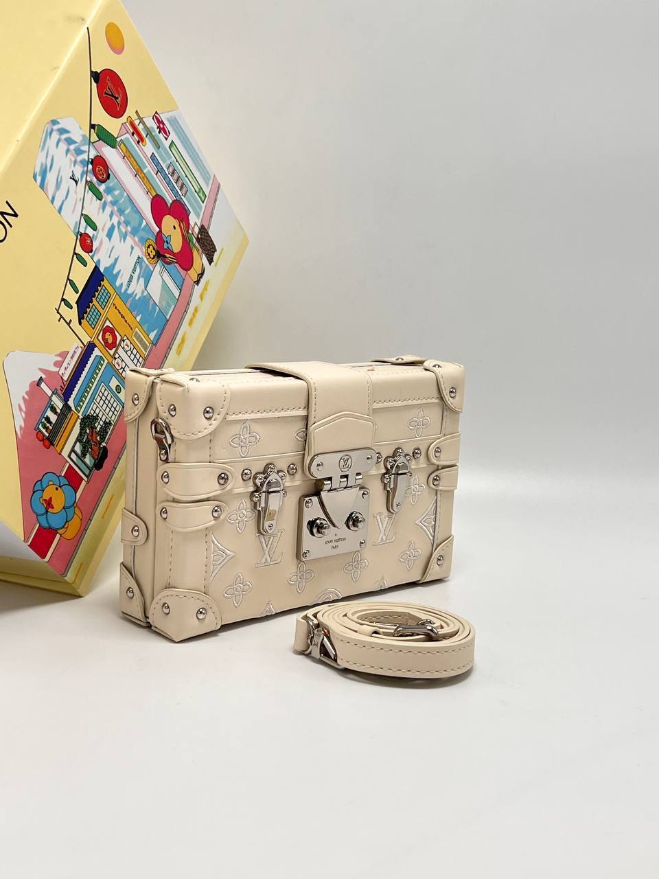 Сумка Louis Vuitton 4