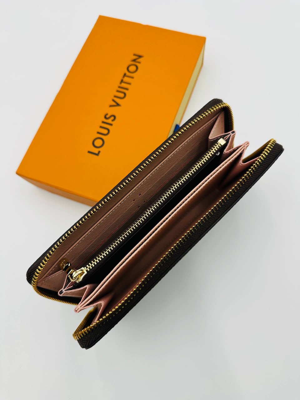 Кошелек Louis Vuitton 4