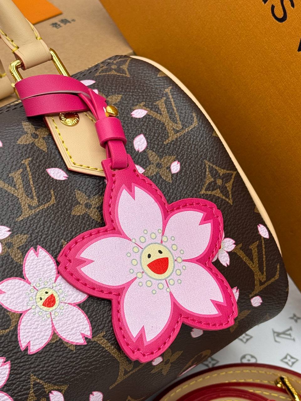 Сумка Louis Vuitton 4