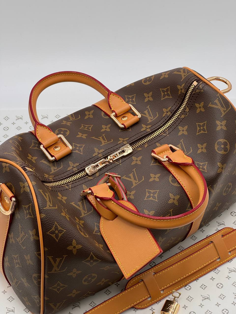 Сумка Louis Vuitton 9