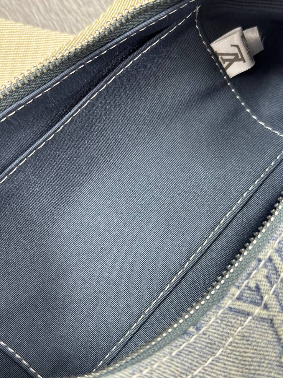 Сумка Louis Vuitton 9