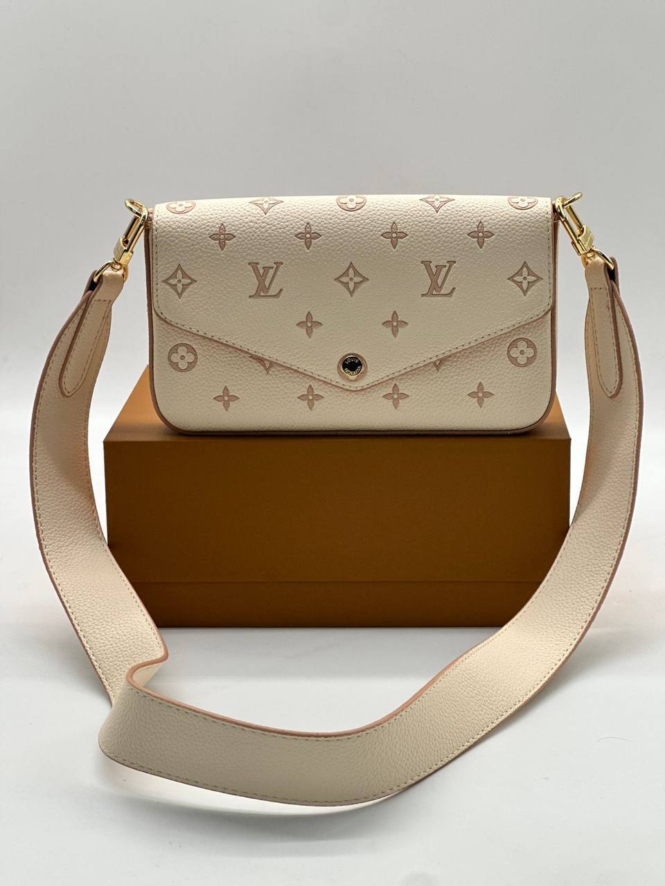 Сумка Louis Vuitton 2