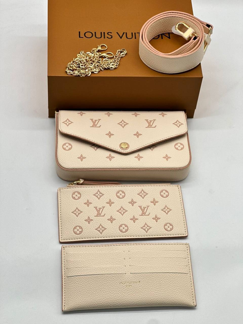Сумка Louis Vuitton 4