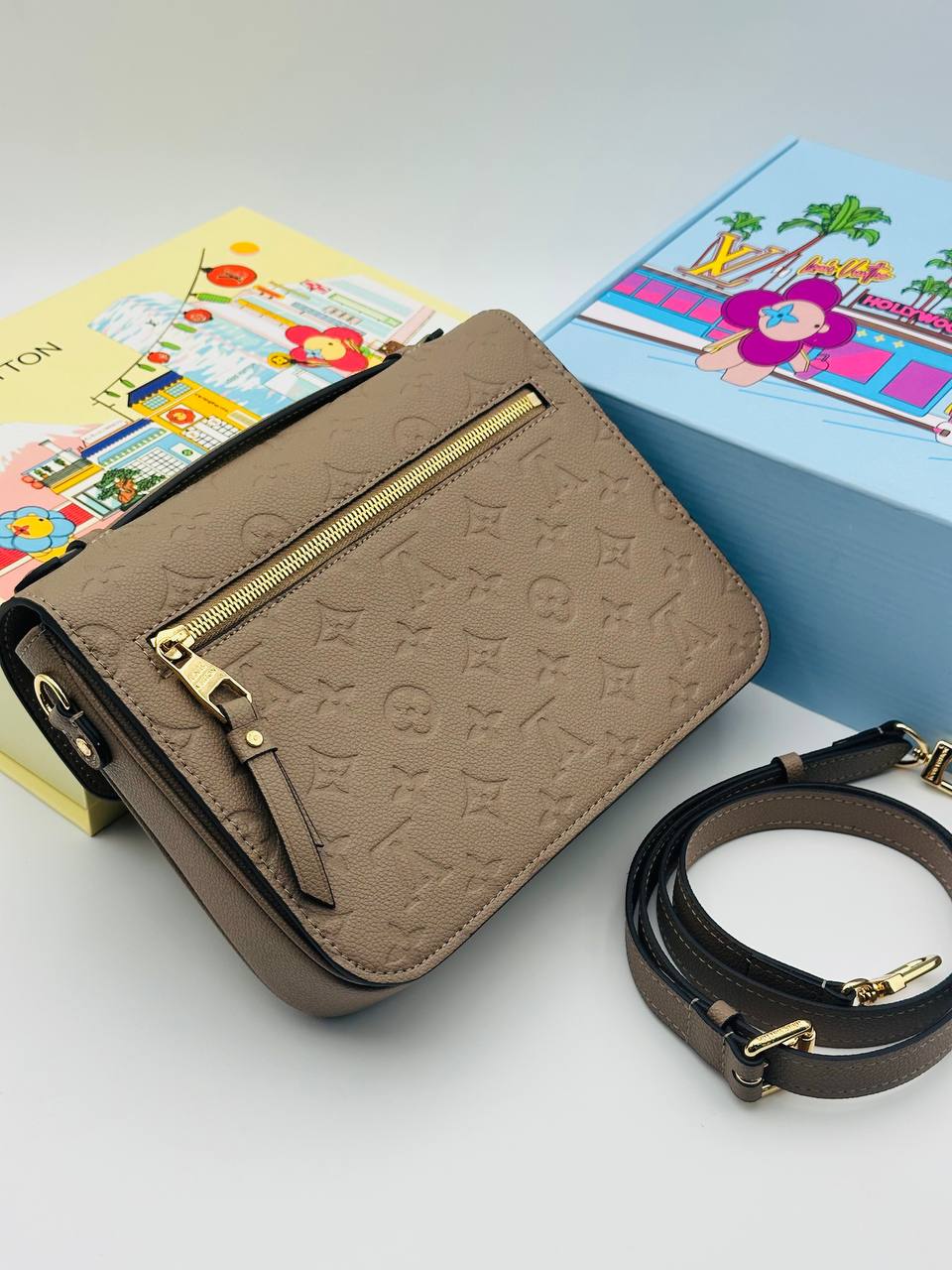 Сумка Louis Vuitton 4