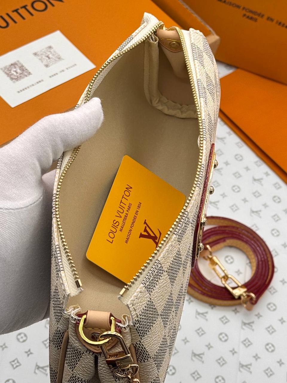 Сумка Louis Vuitton 9