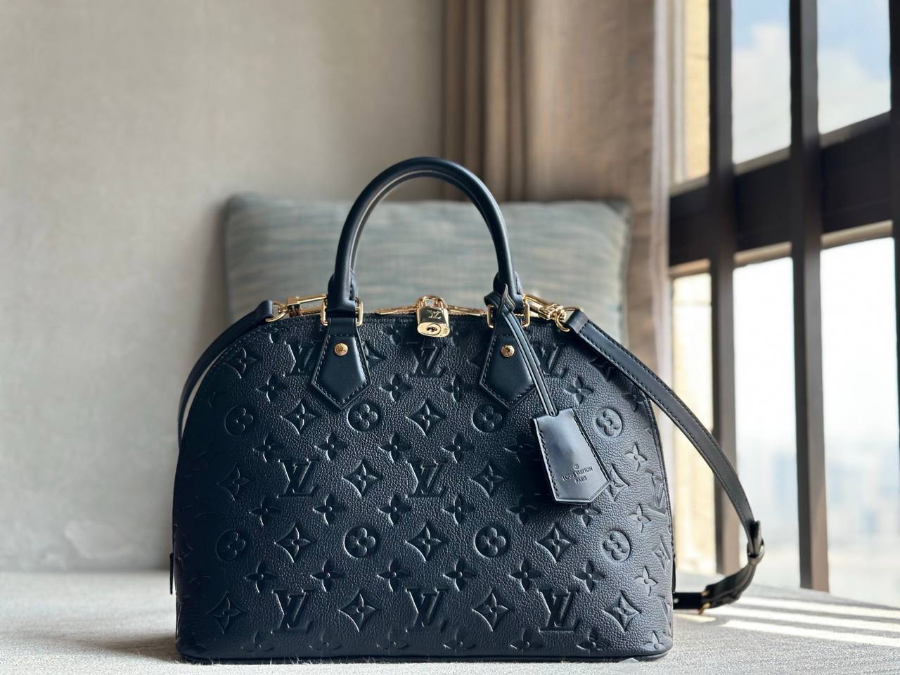 Сумка Louis Vuitton