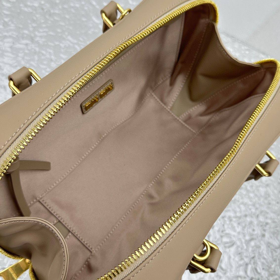 Сумка Miu Miu 8