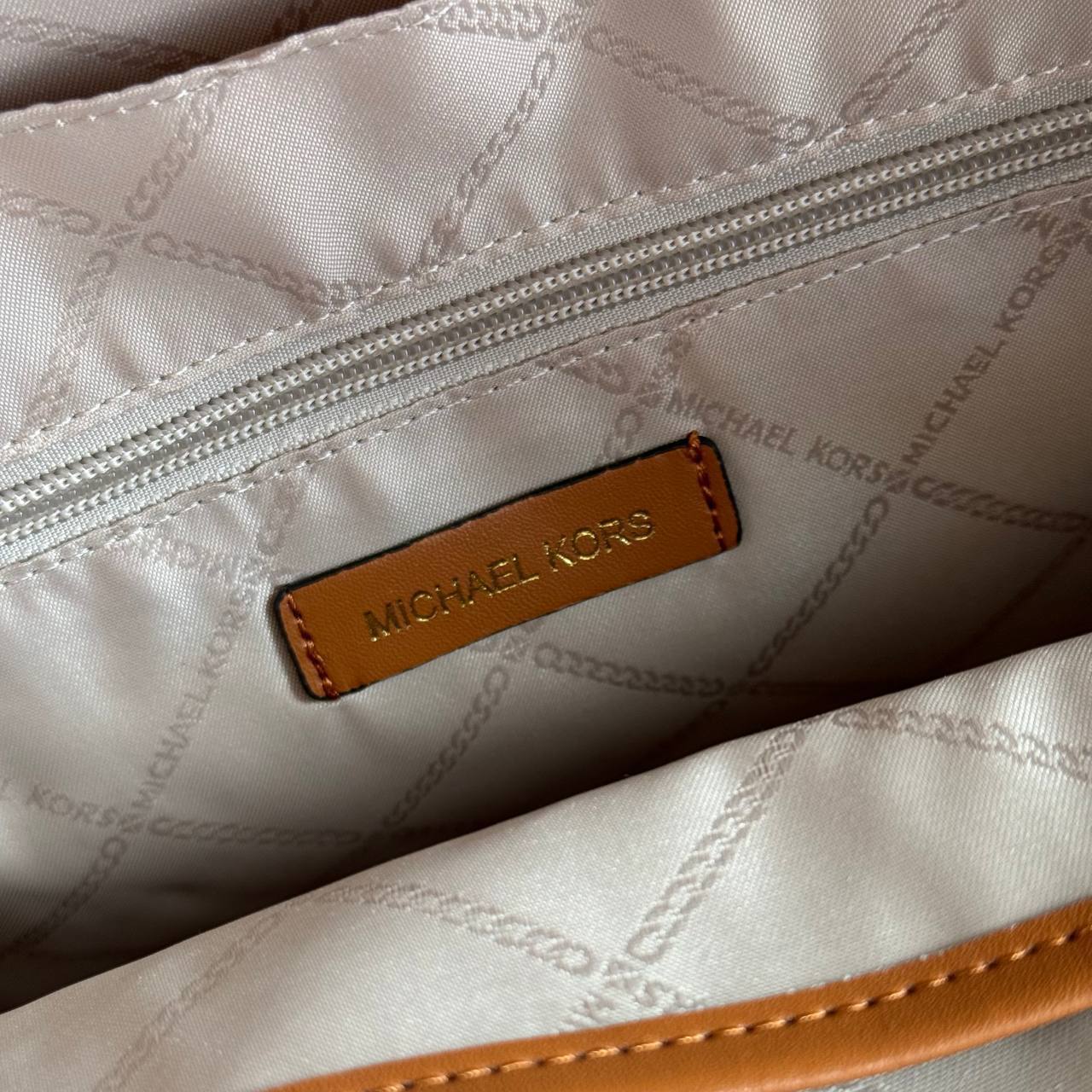 Рюкзак Michael Kors 10