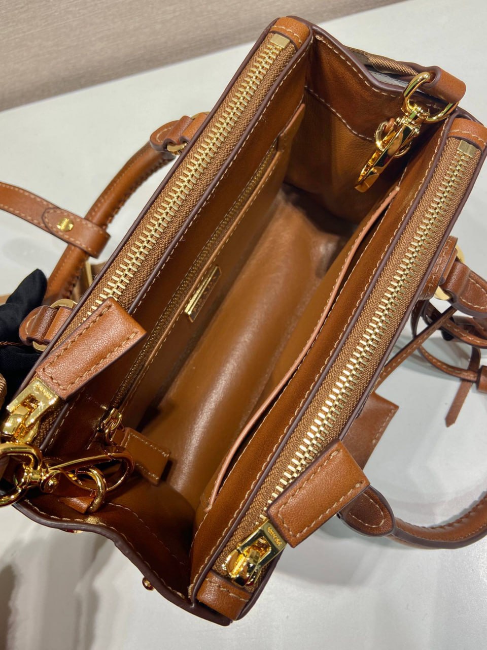 Сумка Prada Galleria 7