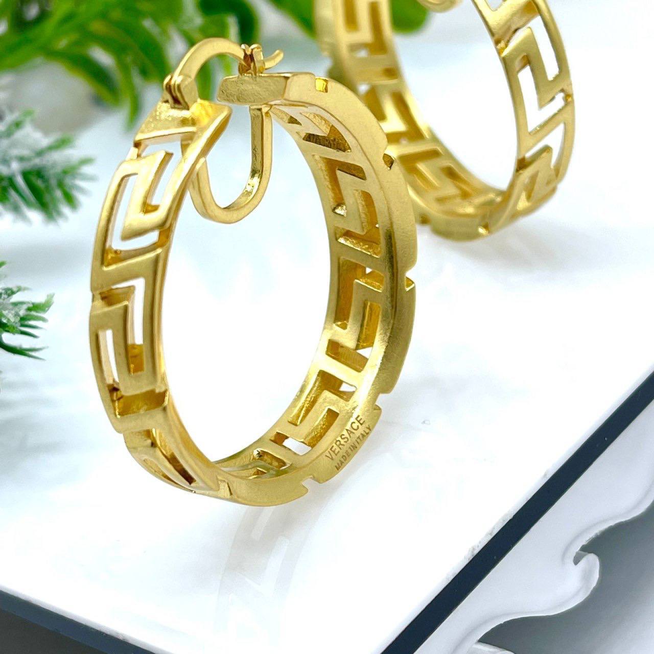 Серьги Versace 2